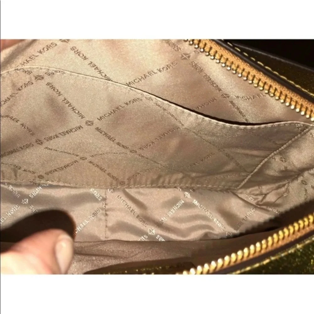 Michael kors jet set large EW crossbody old gold
